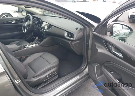 2018 Buick Regal Sportback Essence z USA, uszkodzony, nr VIN W04GP6SX2J1117351